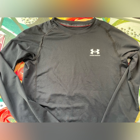 Under Armour Other - Under Armour Youth Heatgear Shirt (Unisex)